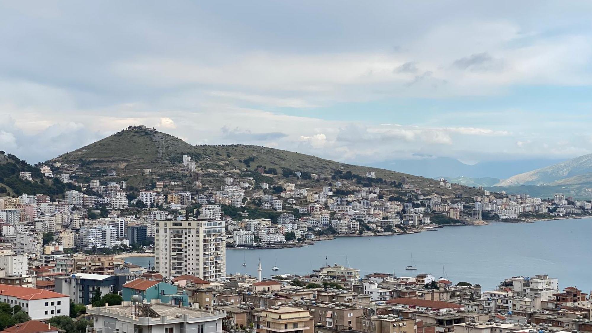 Saranda Sea View Apartment Luaran gambar